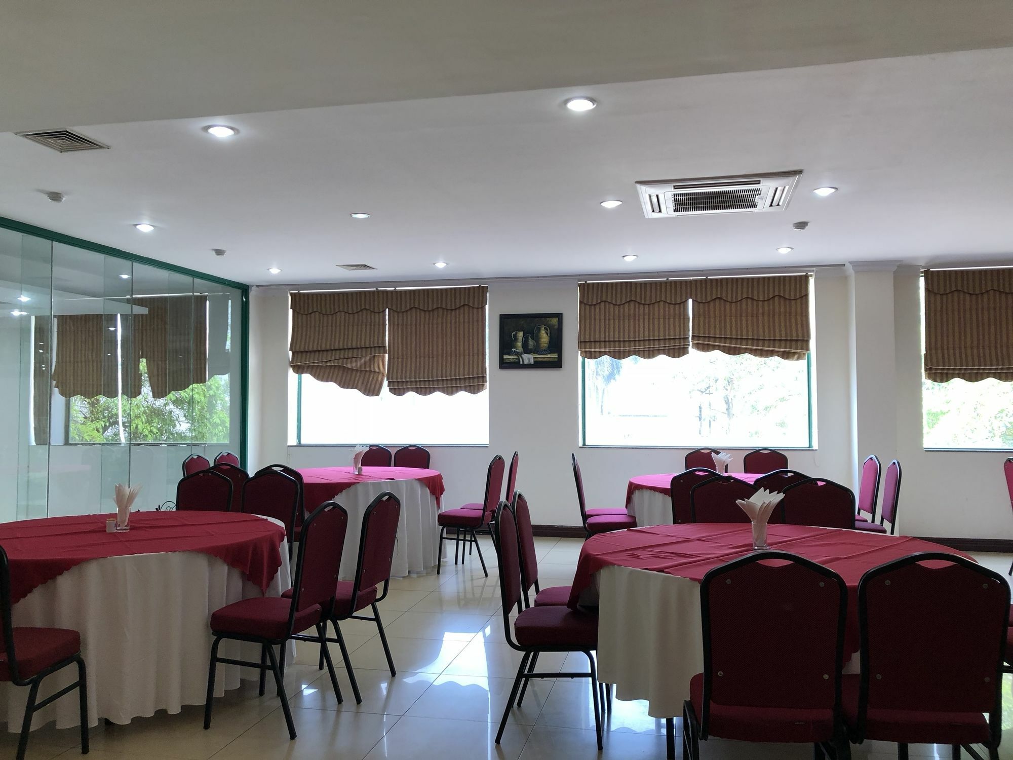 Bmc Thang Long Ha Long Exteriör bild