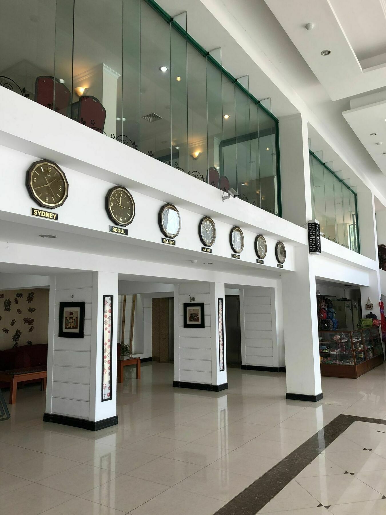 Bmc Thang Long Ha Long Exteriör bild