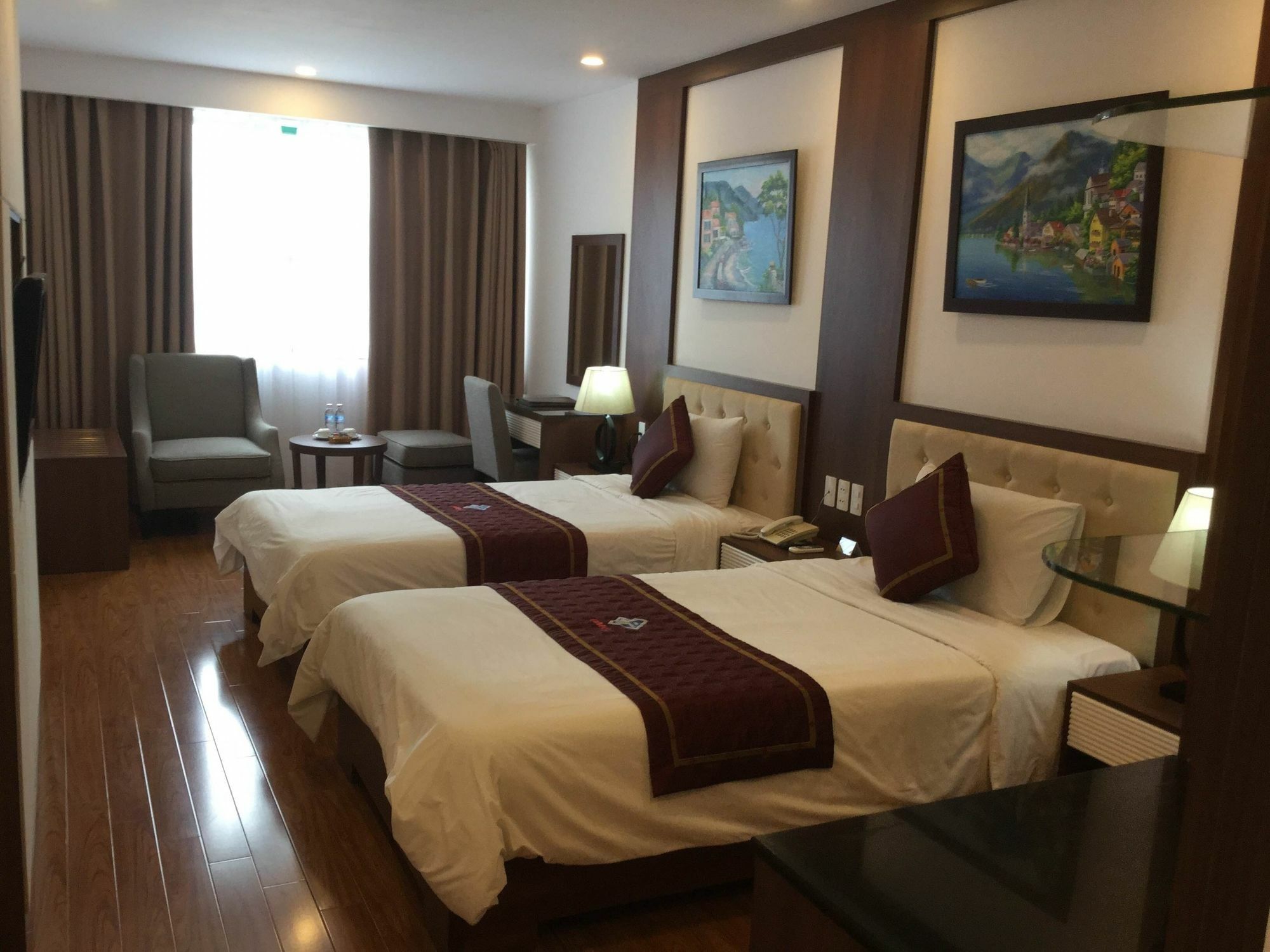 Bmc Thang Long Ha Long Exteriör bild